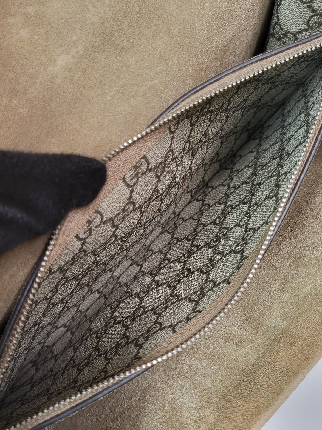 Gucci Dionysus Shoulder Bag