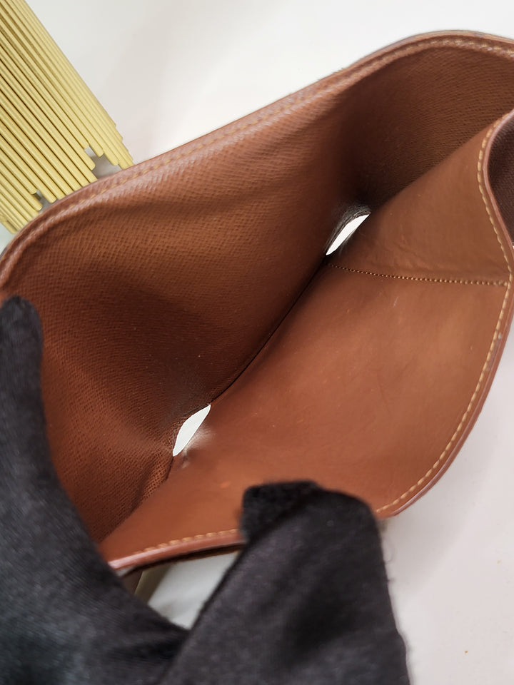 Louis Vuitton Monogram Victorine Wallet