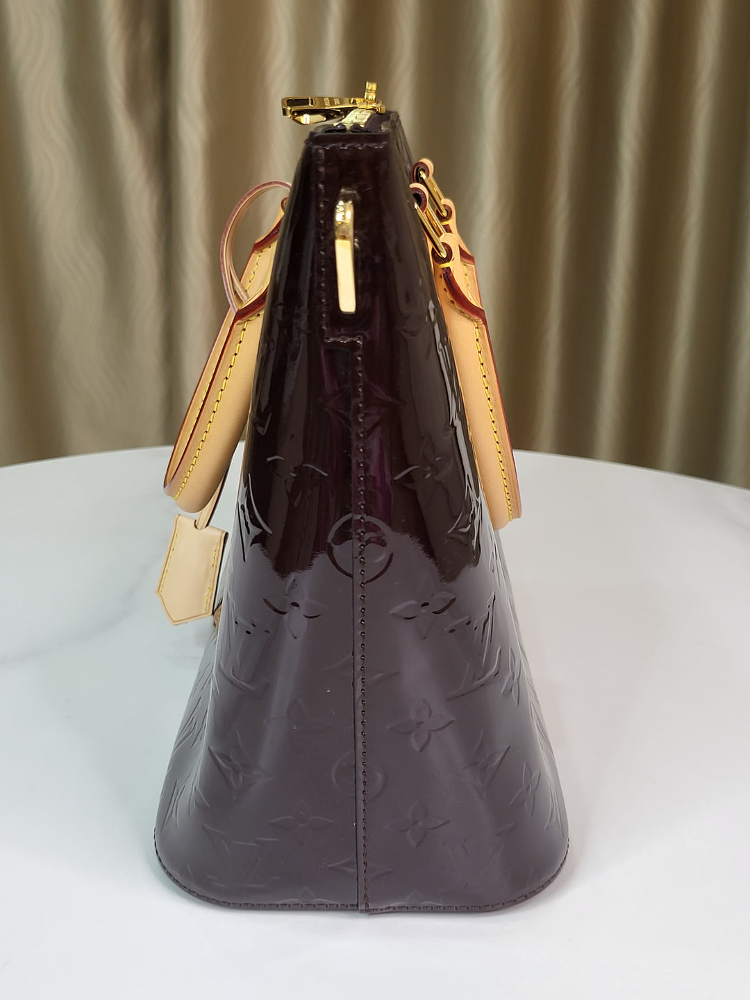 Louis Vuitton Vernis Amarante Montebello MM