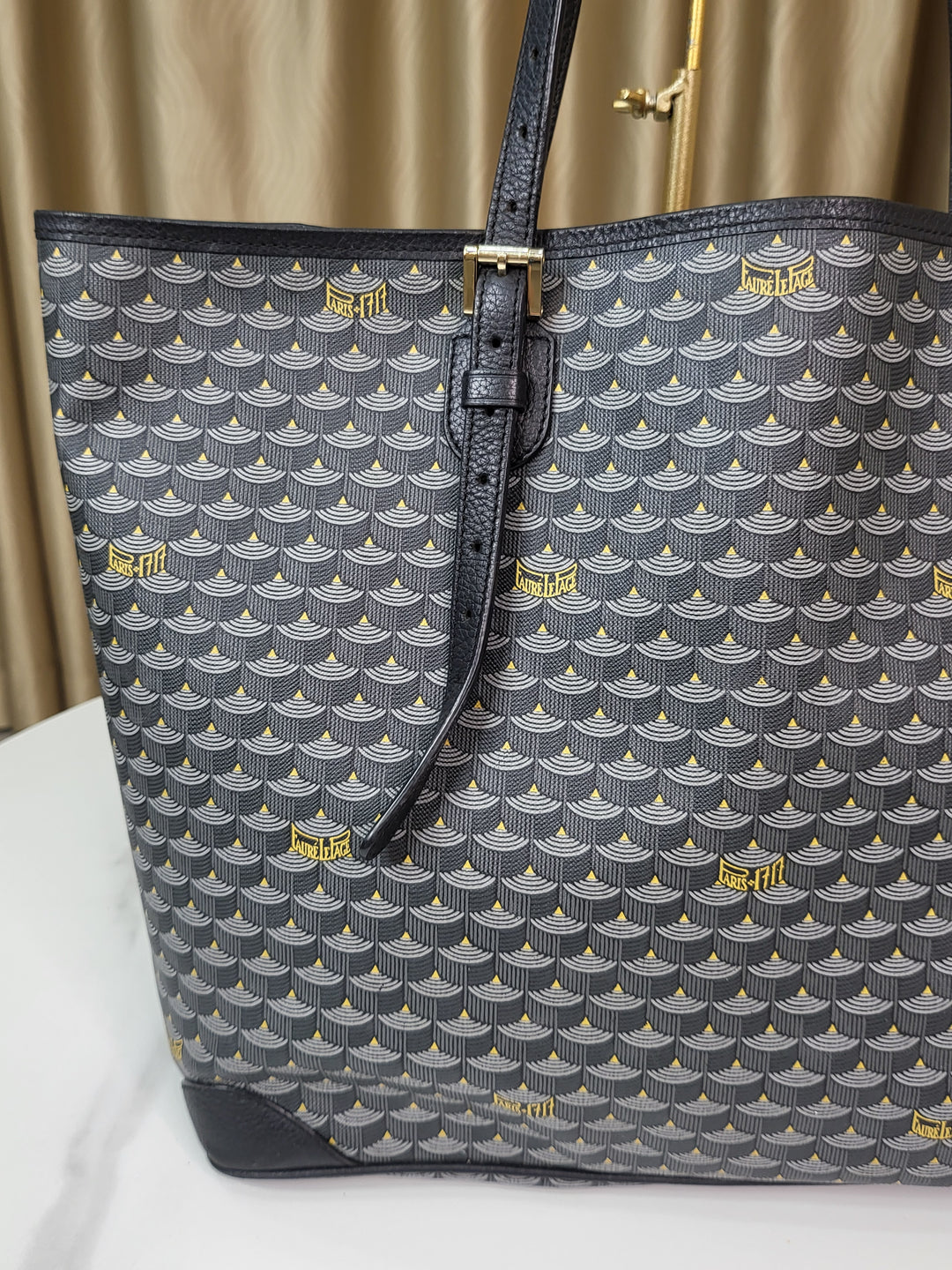 Faure Le Page Daily Battle Tote