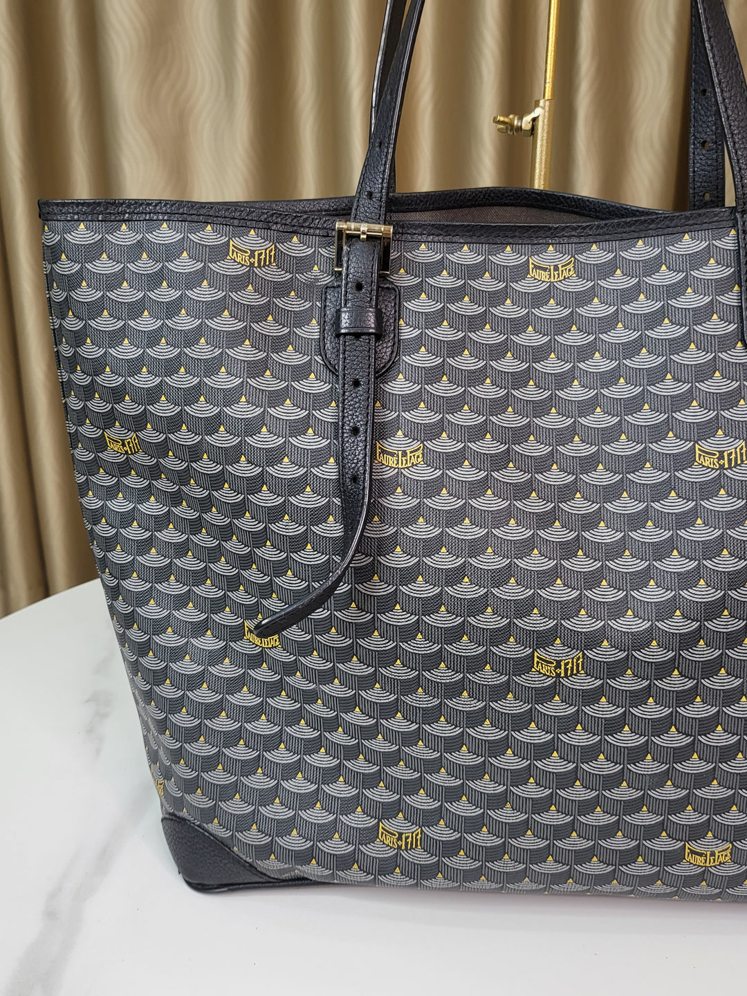 Faure Le Page Daily Battle Tote