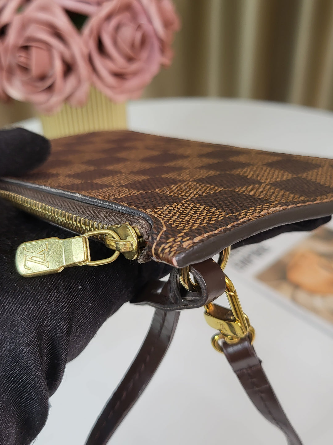 Louis Vuitton Damier Ebene Neverfull Pouch