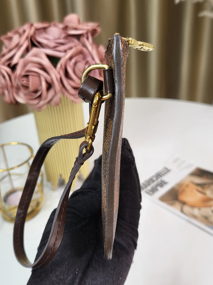 Louis Vuitton Damier Ebene Neverfull Pouch