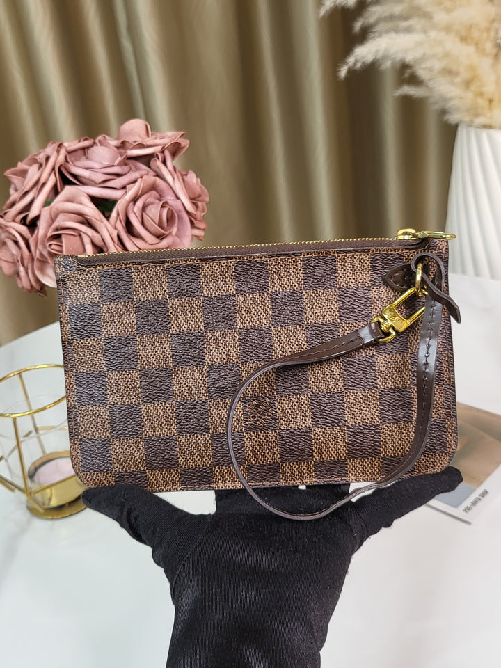 Louis Vuitton Damier Ebene Neverfull Pouch