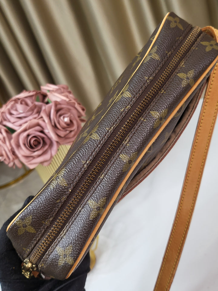 Louis Vuitton Monogram Trocadero