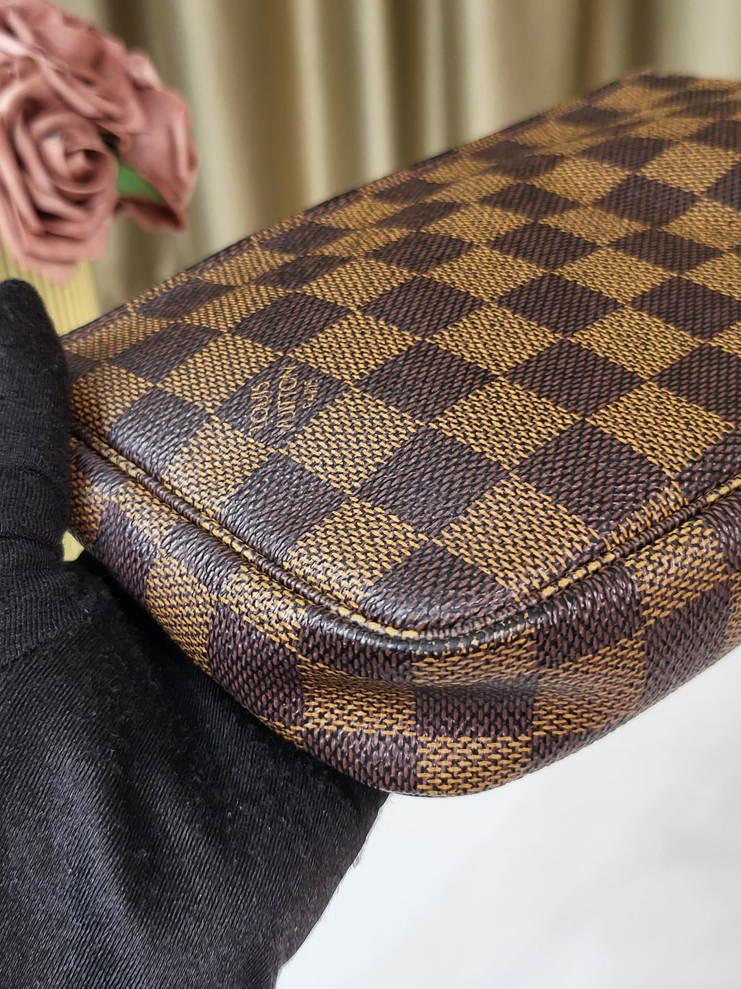 Louis Vuitton Damier Ebene Pochette Accessories
