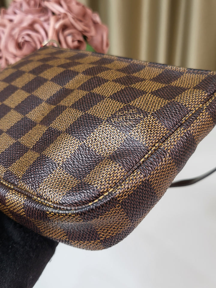 Louis Vuitton Damier Ebene Pochette Accessories