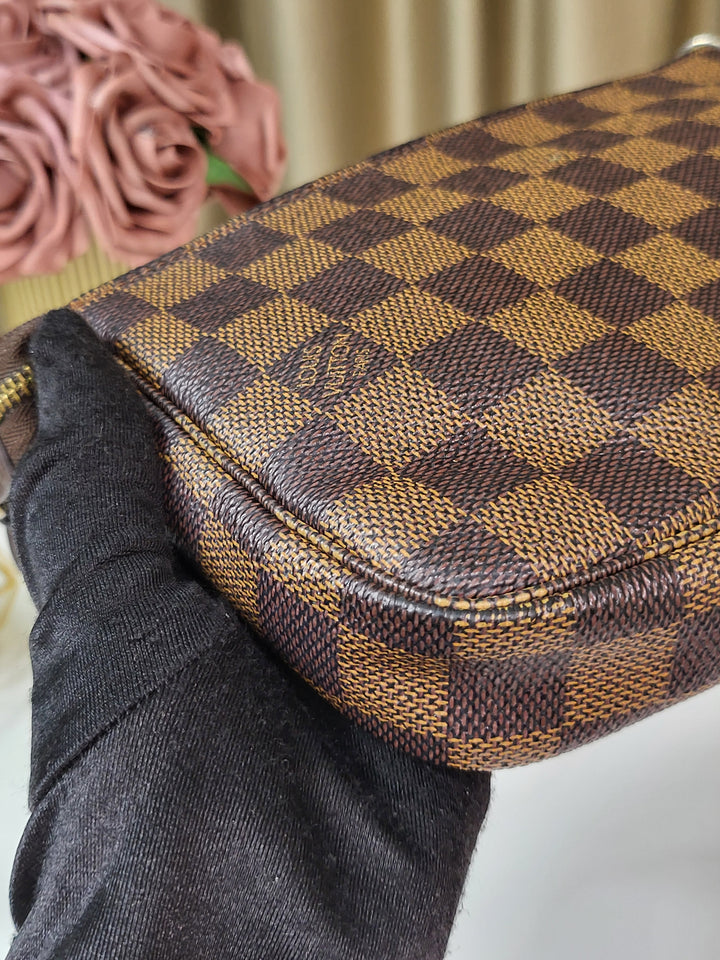 Louis Vuitton Damier Ebene Pochette Accessories