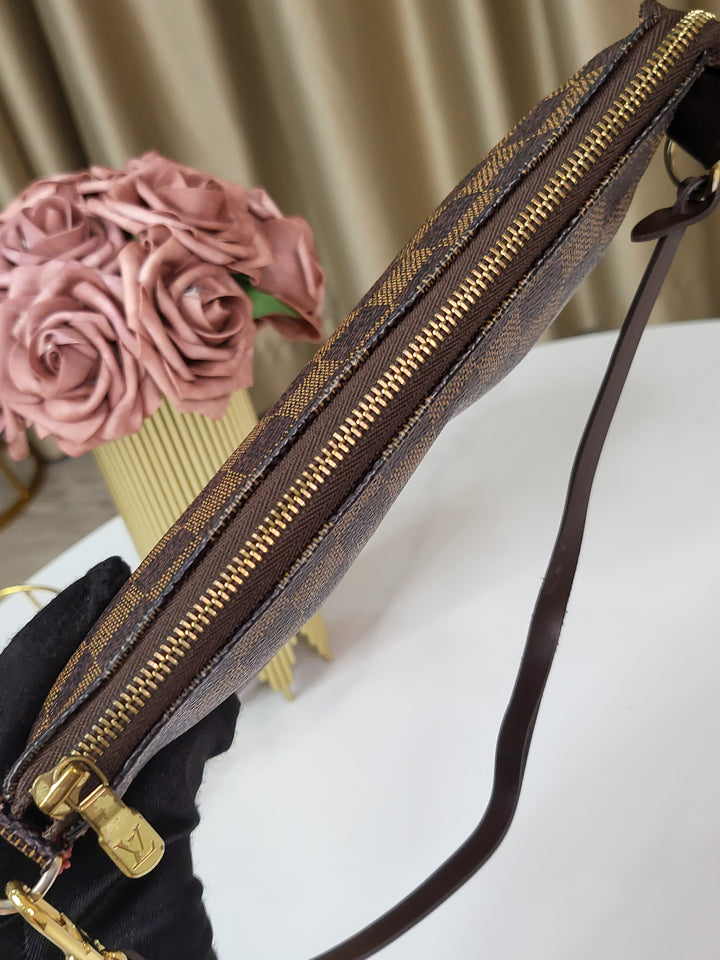 Louis Vuitton Damier Ebene Pochette Accessories
