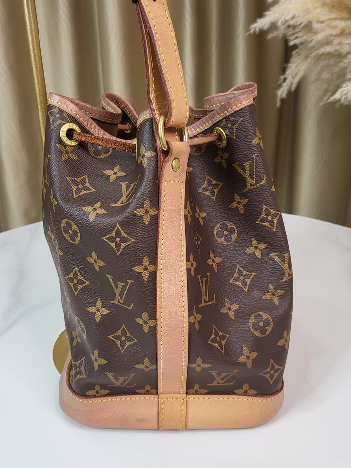 Louis Vuitton Monogram Petite Noe