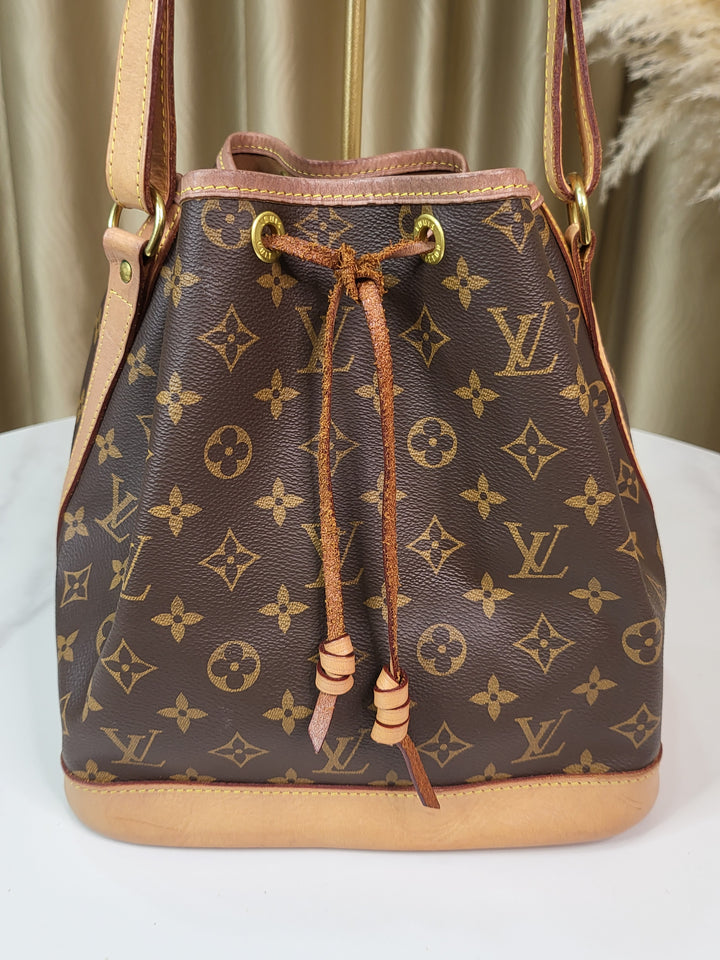 Louis Vuitton Monogram Petite Noe