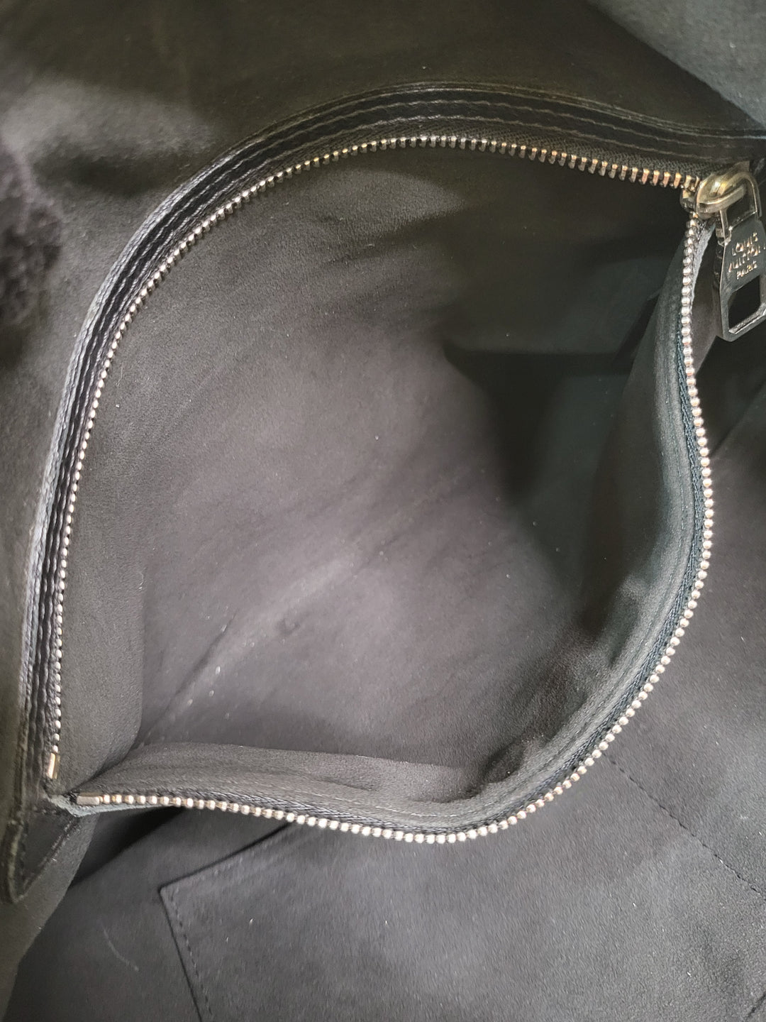 Louis Vuitton Antheia Ixia MM