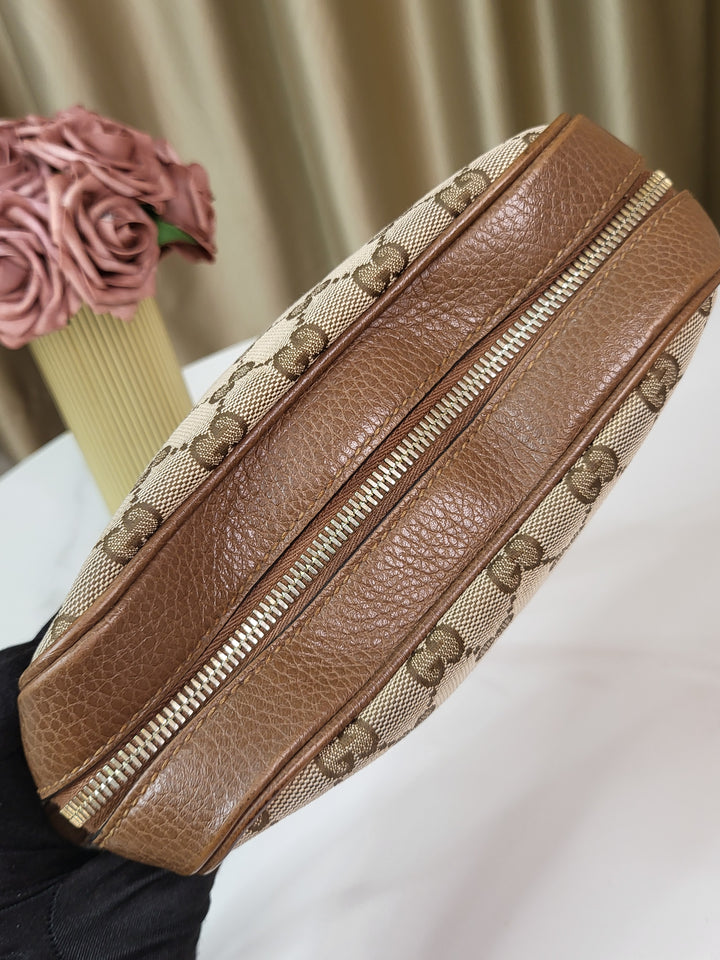 Gucci Mini Bree Messenger Bag