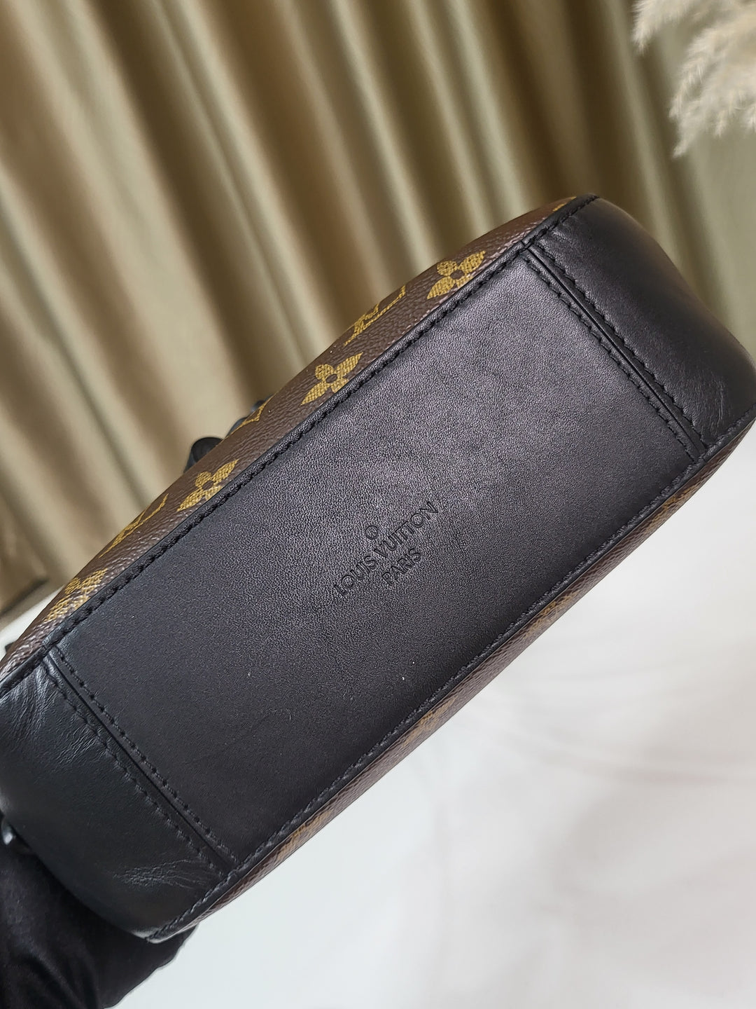 Louis Vuitton Monogram Saintonge
