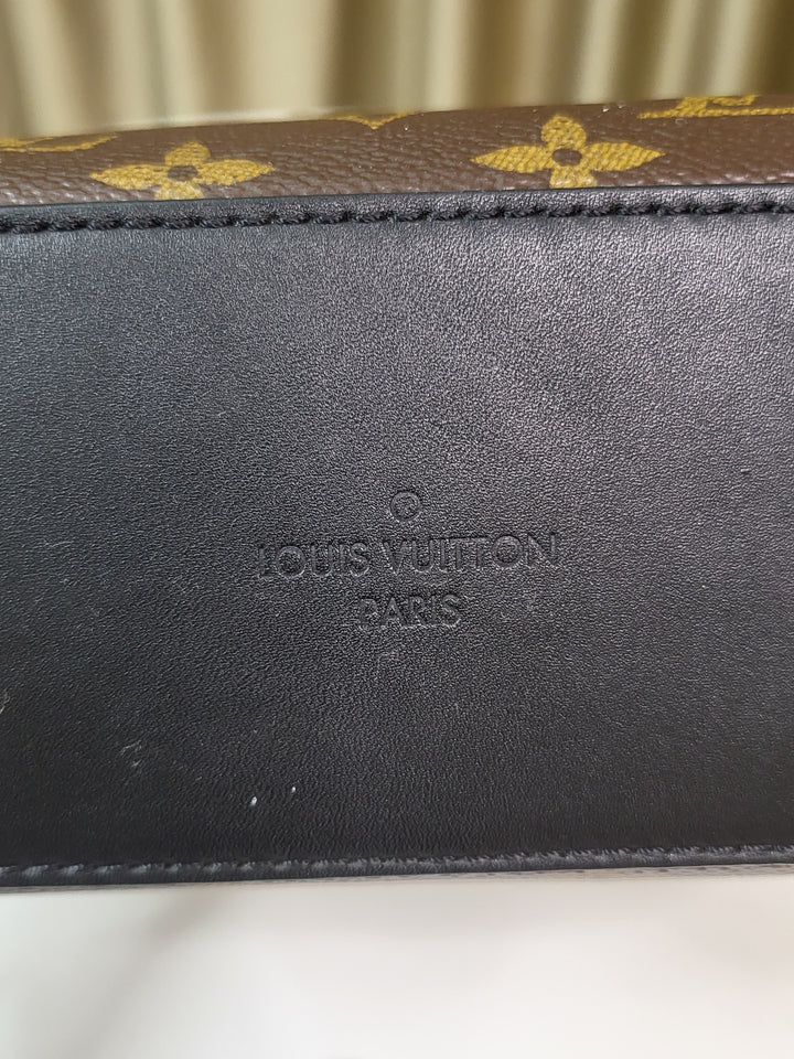 Louis Vuitton Monogram Saintonge
