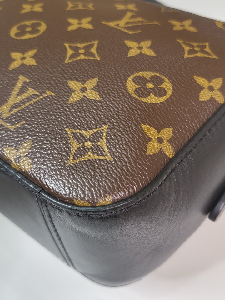 Louis Vuitton Monogram Saintonge