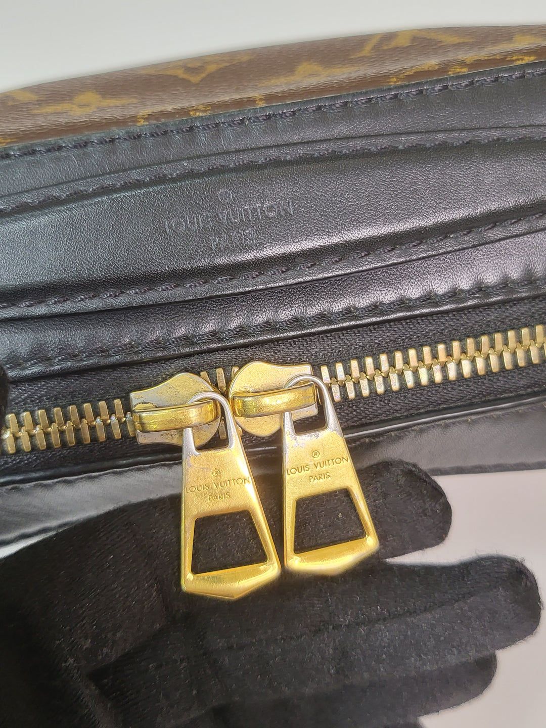 Louis Vuitton Monogram Saintonge