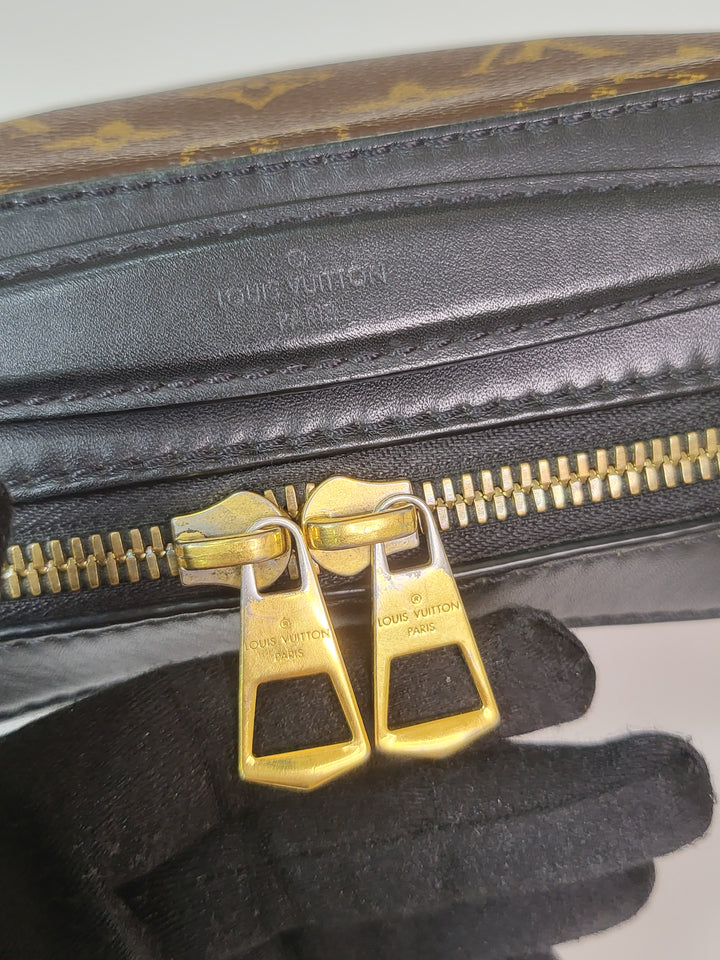 Louis Vuitton Monogram Saintonge