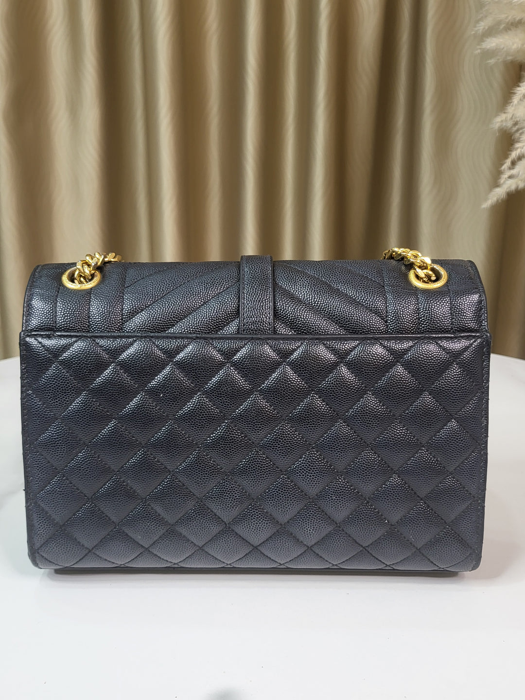 Saint Laurent Grained Envelope Medium