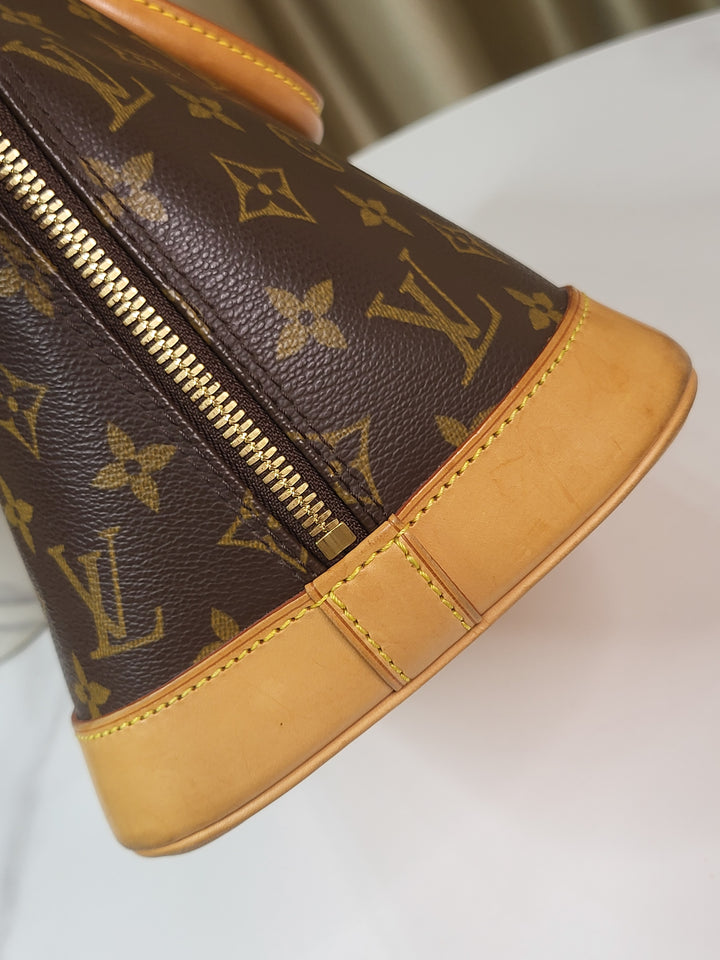 Louis Vuitton Monogram Alma PM