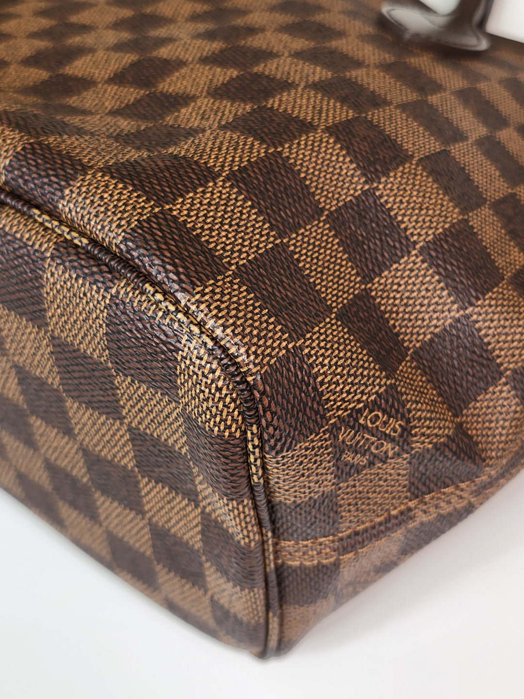Louis Vuitton Damier Ebene Neverfull PM