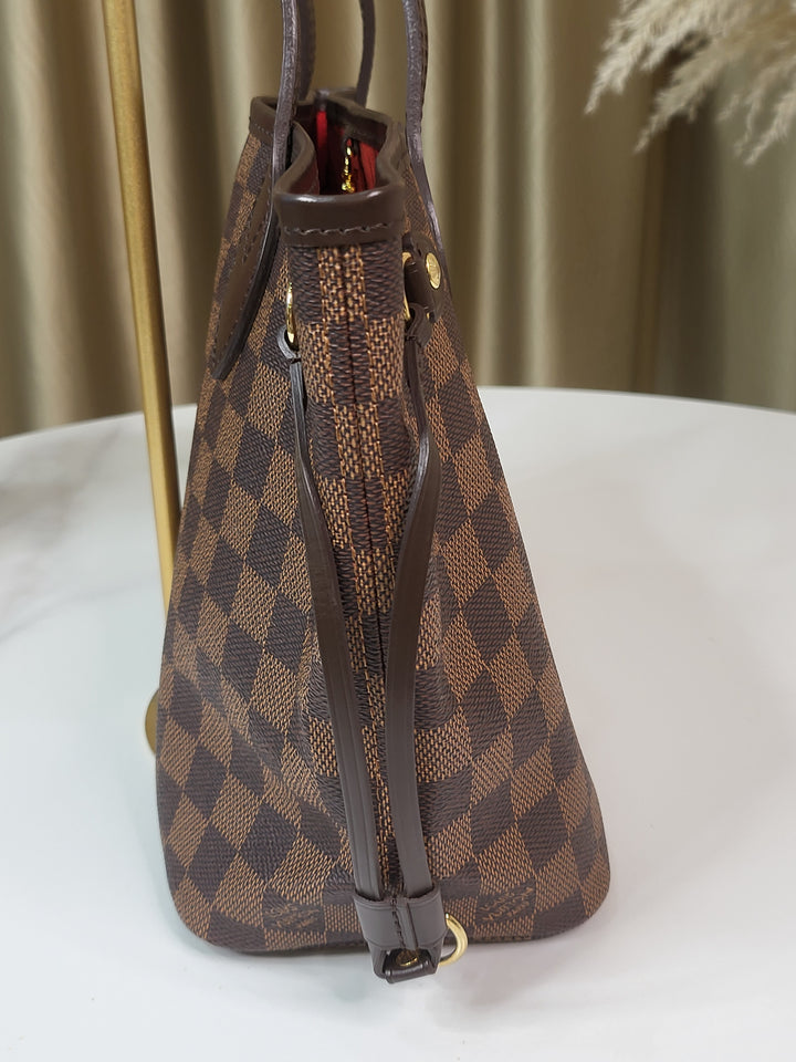Louis Vuitton Damier Ebene Neverfull PM