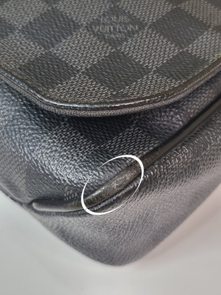 Louis Vuitton Damier Graphite District PM