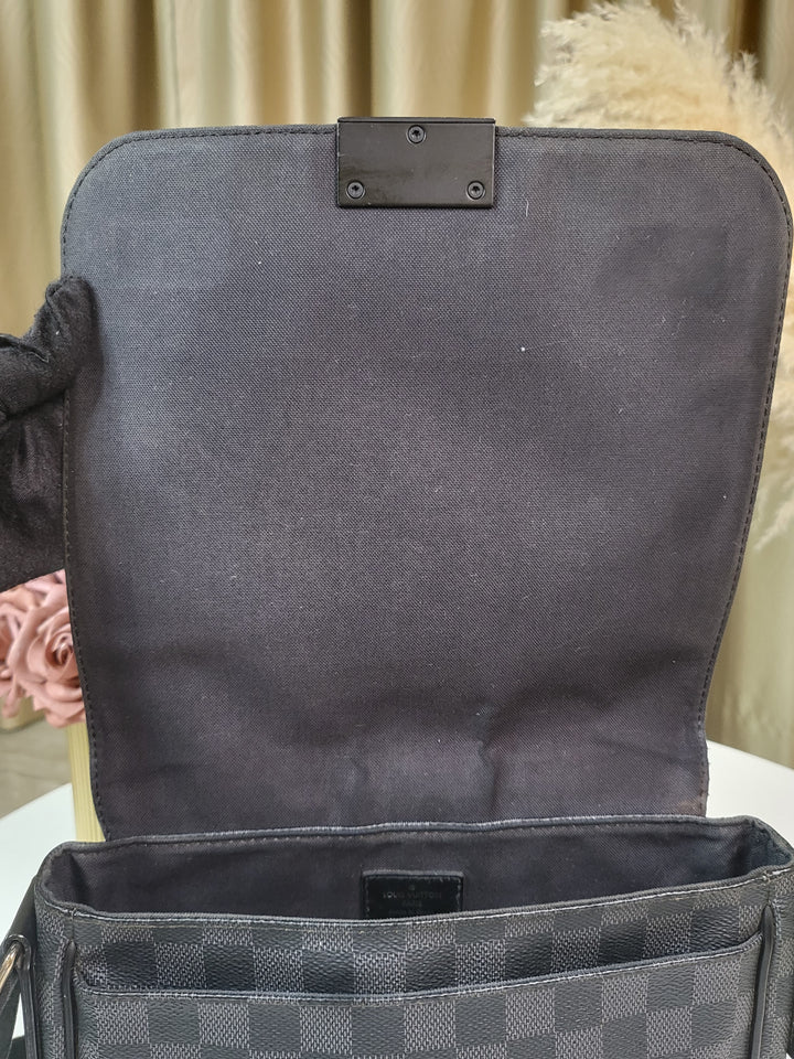 Louis Vuitton Damier Graphite District PM