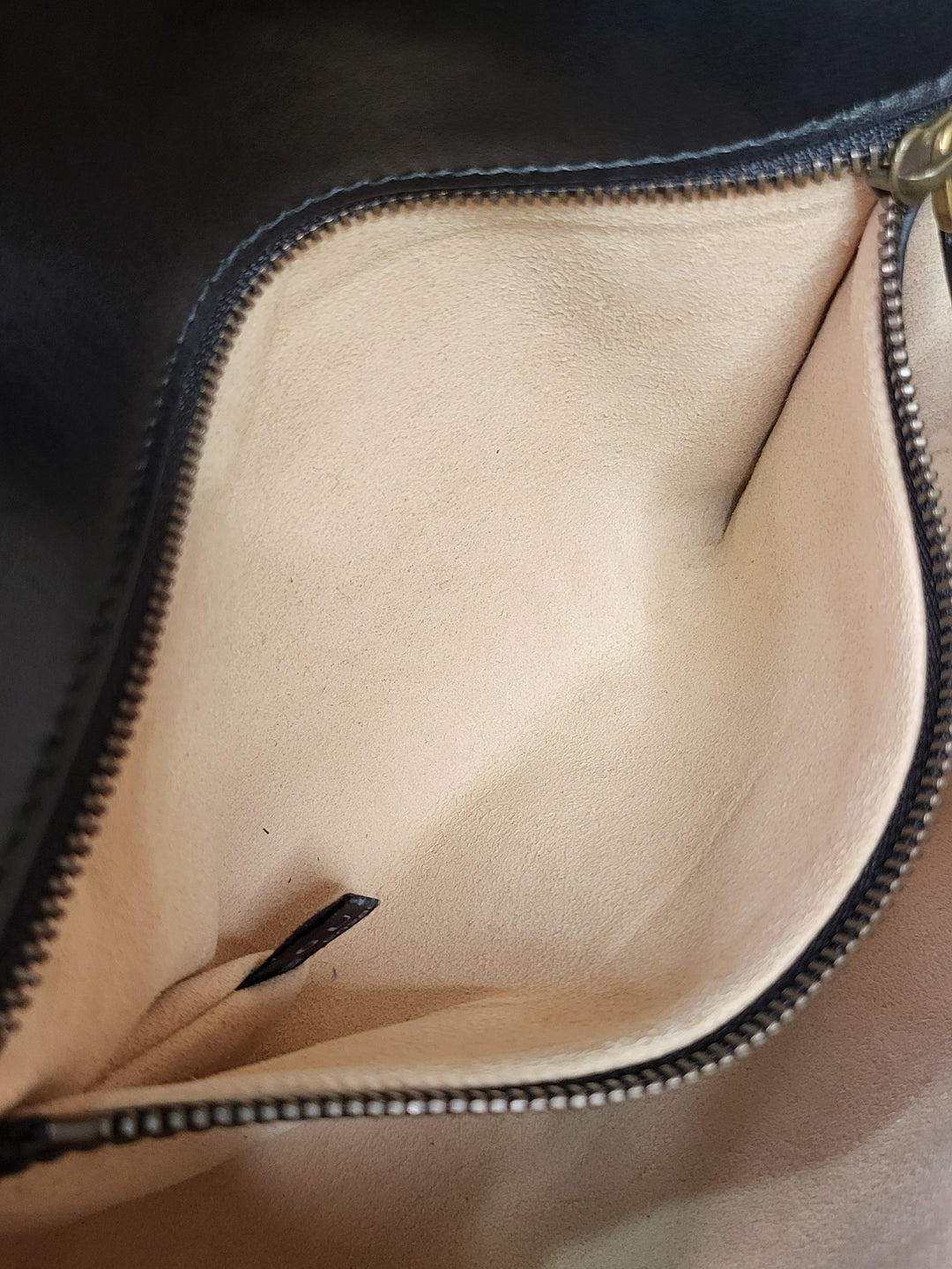 Gucci Marmont Shoulder Bag