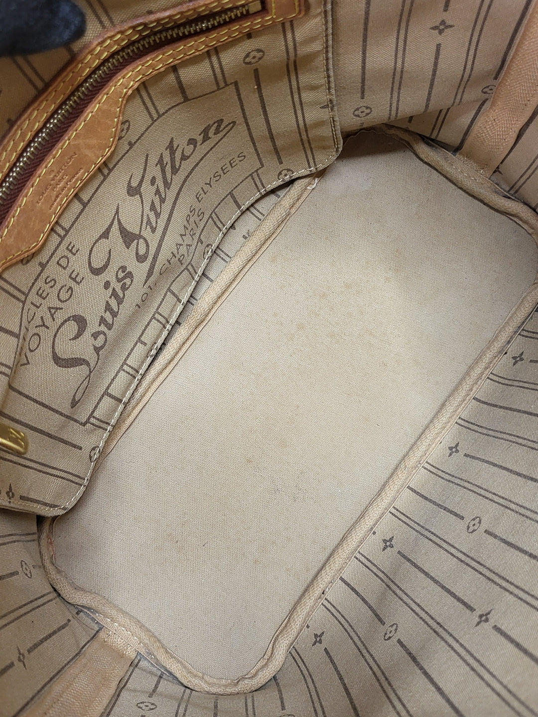 Louis Vuitton Monogram Neverfull PM