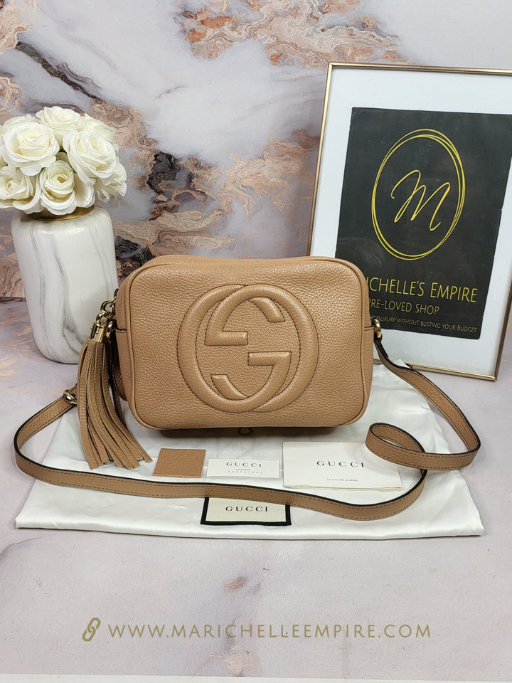 Gucci Pebbled Soho Camera Bag