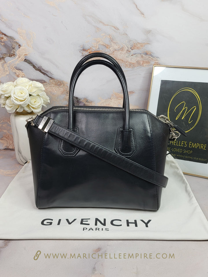 Givenchy Antigona Medium
