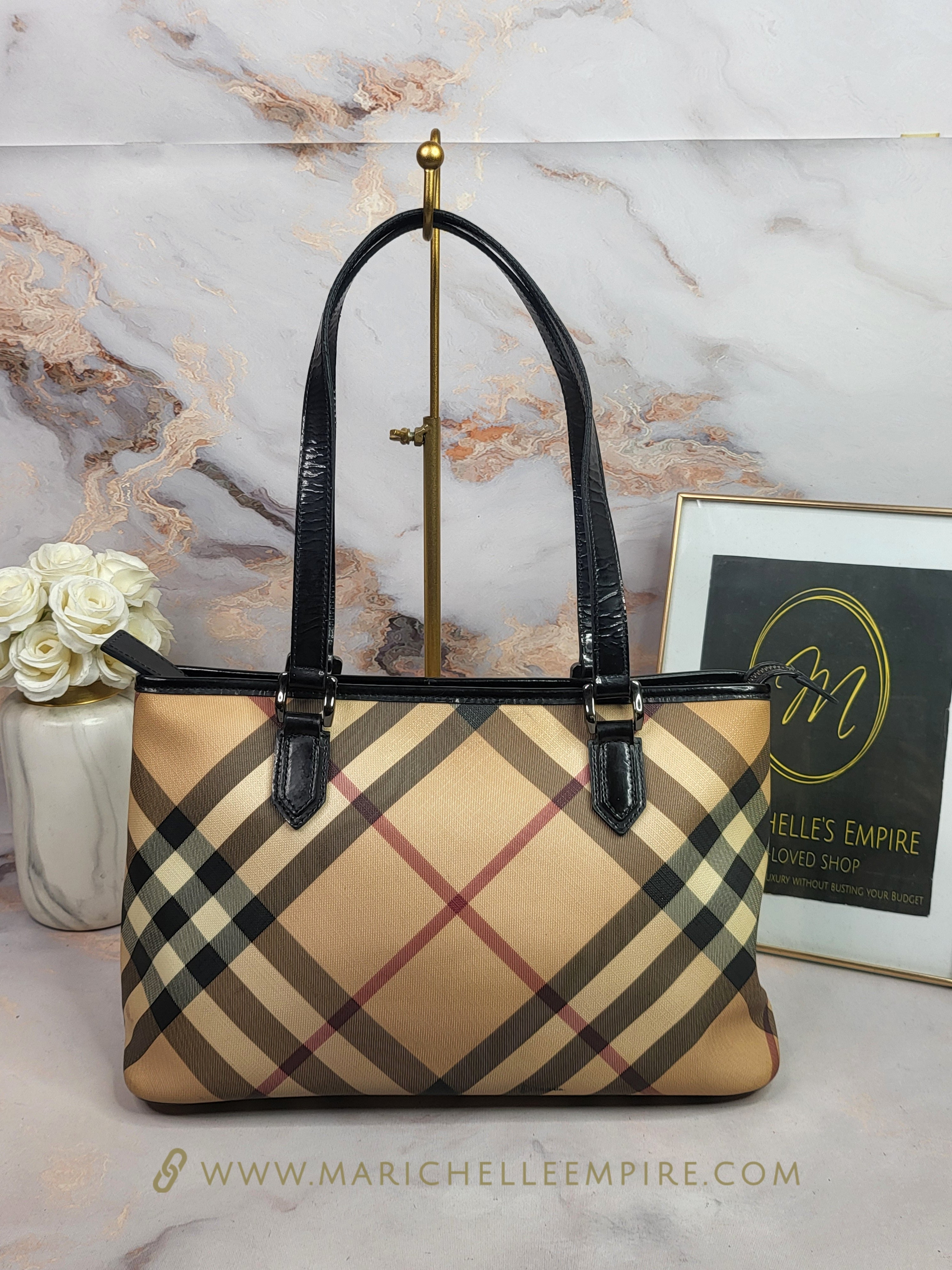 Burberry nova tote hotsell