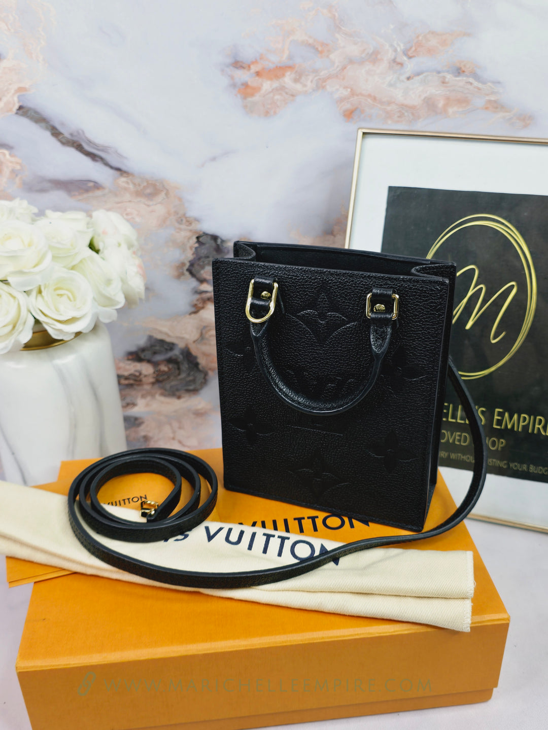 Louis Vuitton Empreinte Noir Petite Sac Plat