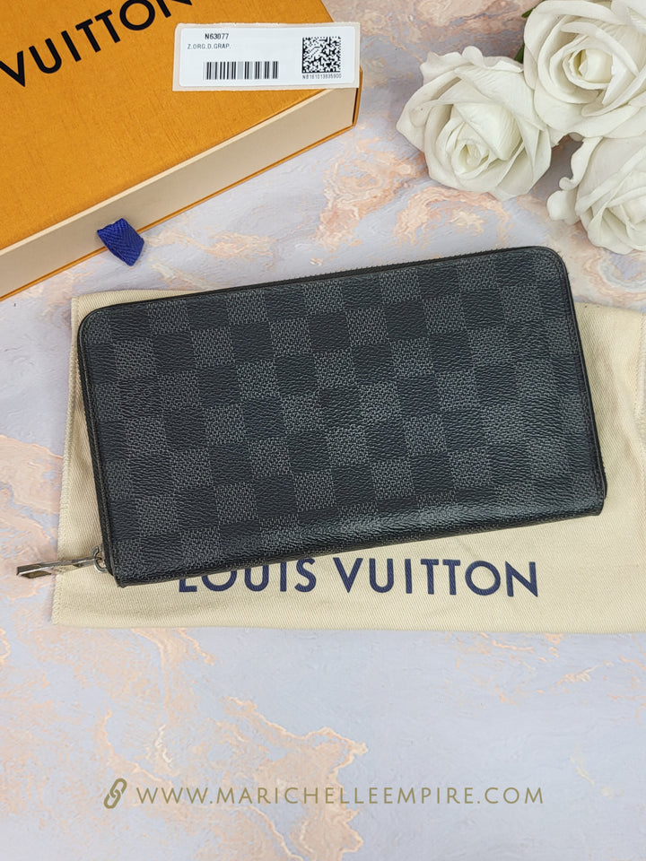 Louis Vuitton Damier Graphite Zippy Organizer