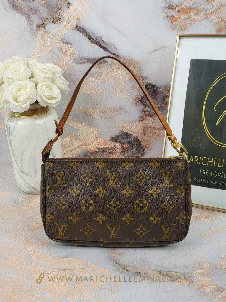 Louis Vuitton Monogram Pochette Accessories