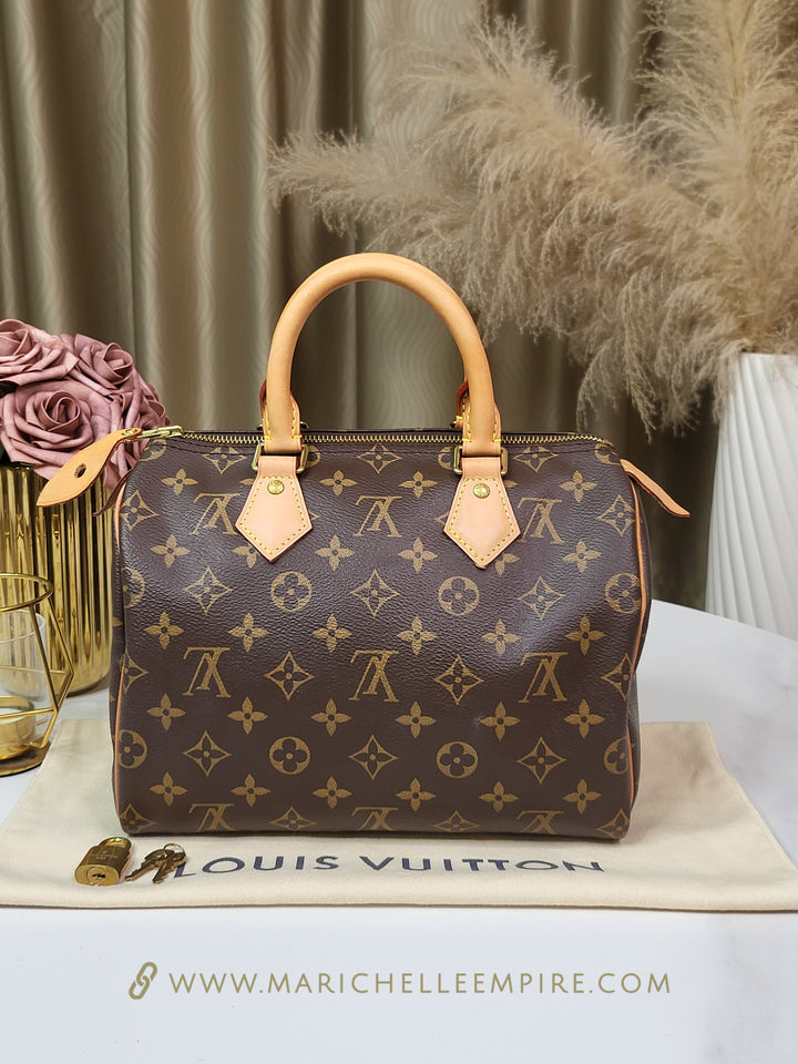 Louis Vuitton Monogram Speedy 25