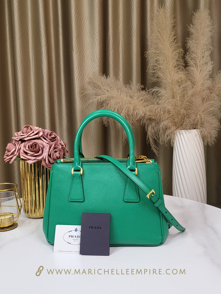 Prada Saffiano Galleria Small Green