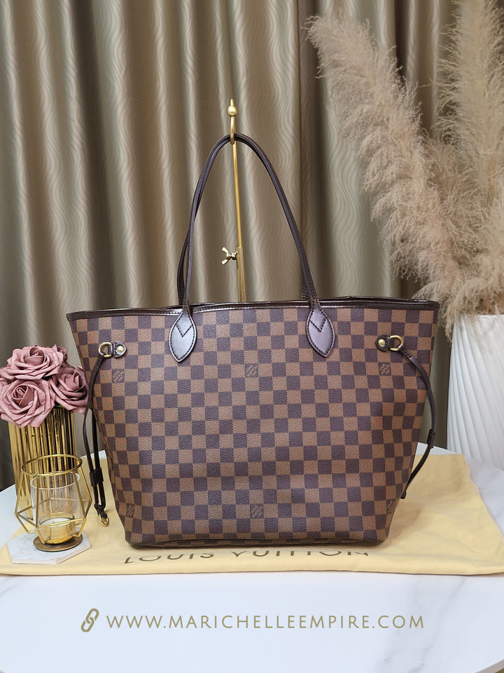 Louis Vuitton Damier Ebene Neverfull MM