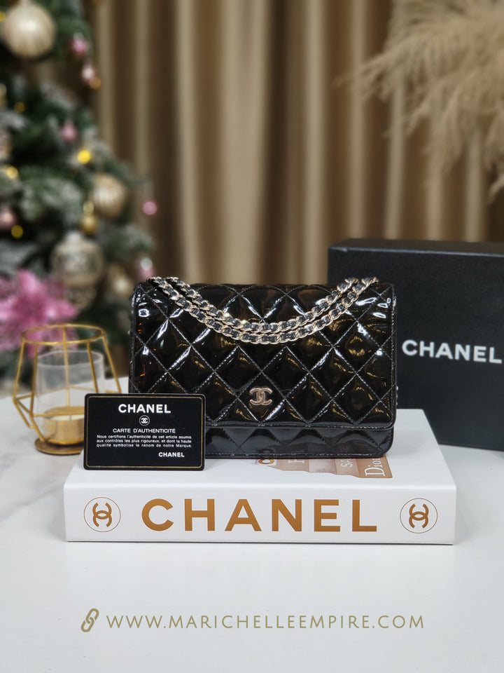 Chanel Patent Wallet On Chain