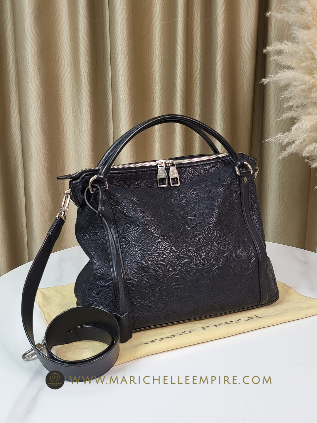 Louis Vuitton Antheia Ixia MM
