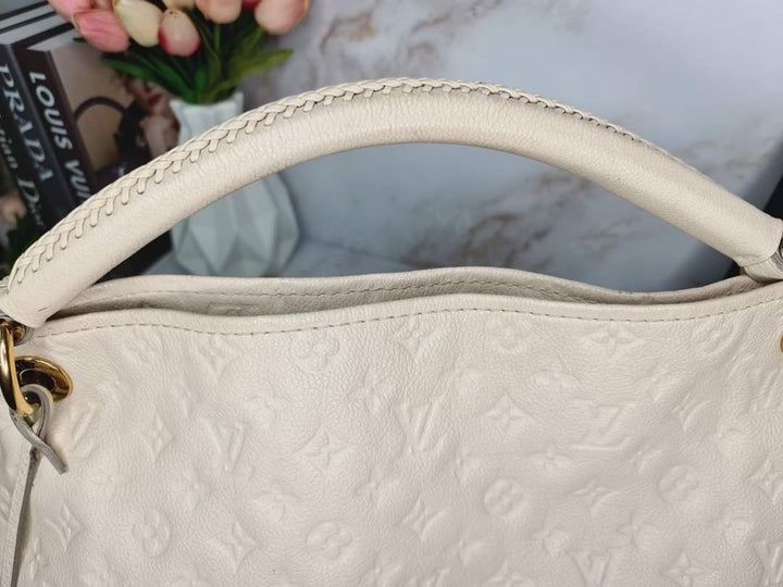 LOUISVUITTON Empreinte Ivory Artsy MM - Marichelle's Empire 