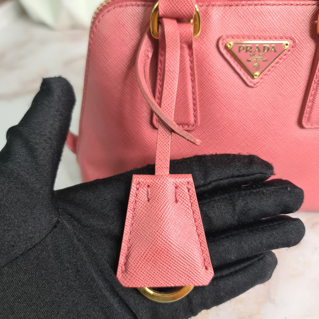 PRADA  Saffiano Lux Mini - Marichelle's Empire 