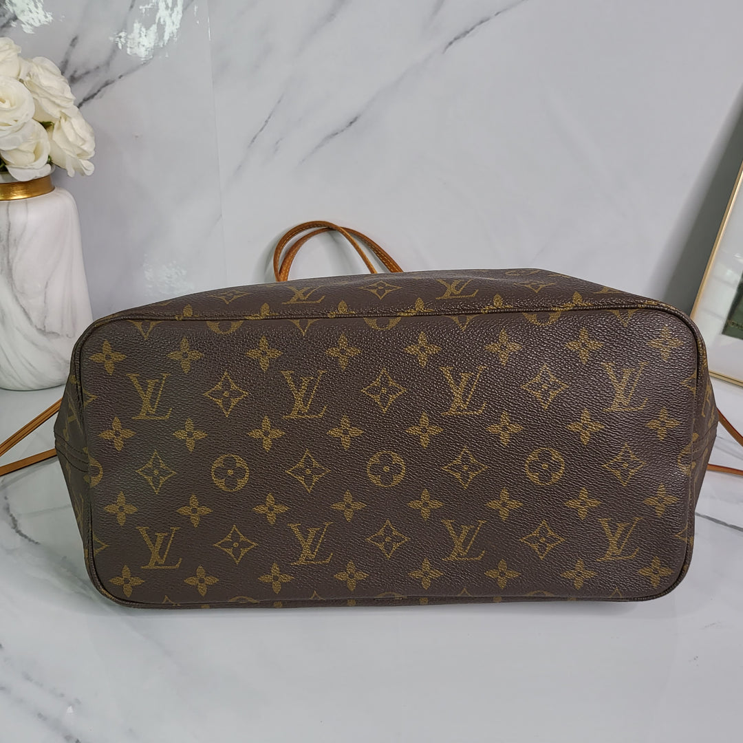 Louis Vuitton Monogram Neverfull MM - Marichelle's Empire 