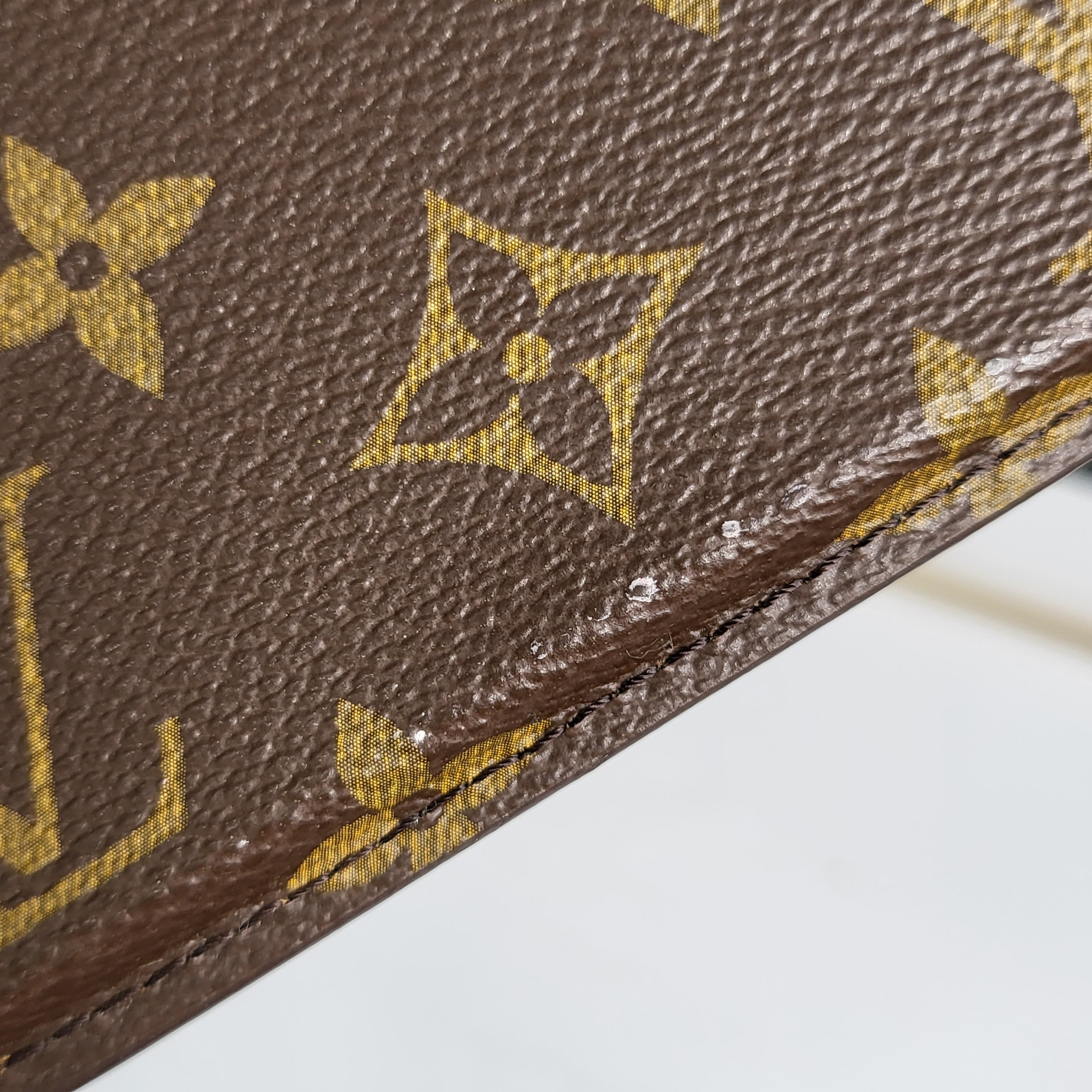 Louis Vuitton Monogram Ipad Mini Case – Marichelle's Empire