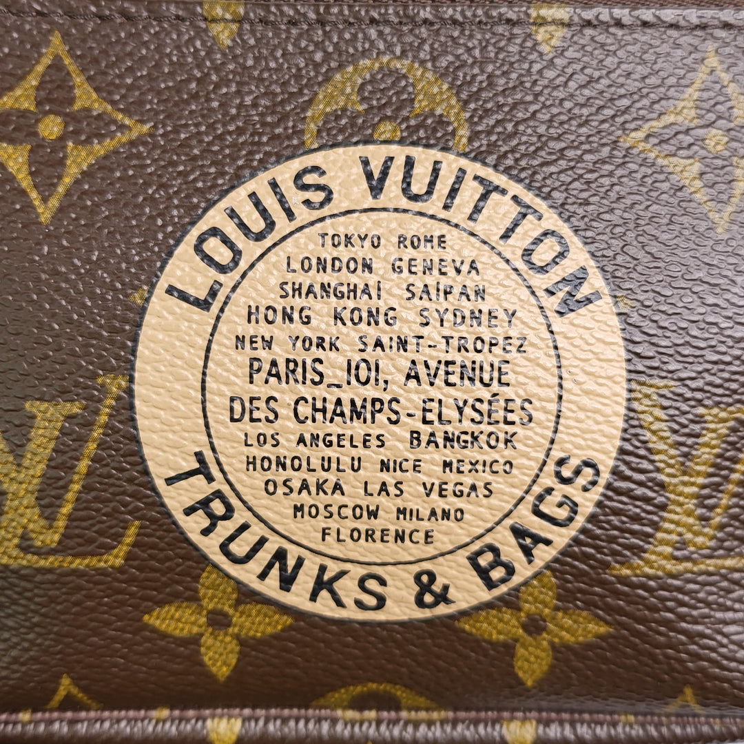 Louis Vuitton Monogram Mini Pochette