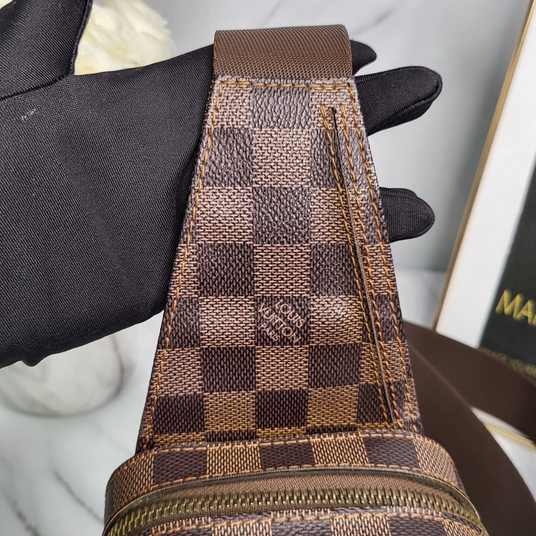 Louis Vuitton Damier Ebene Geronimo