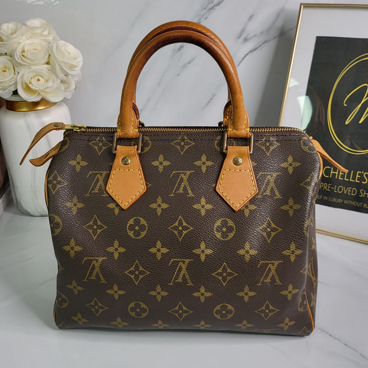 Louis Vuitton Monogram Speedy 25