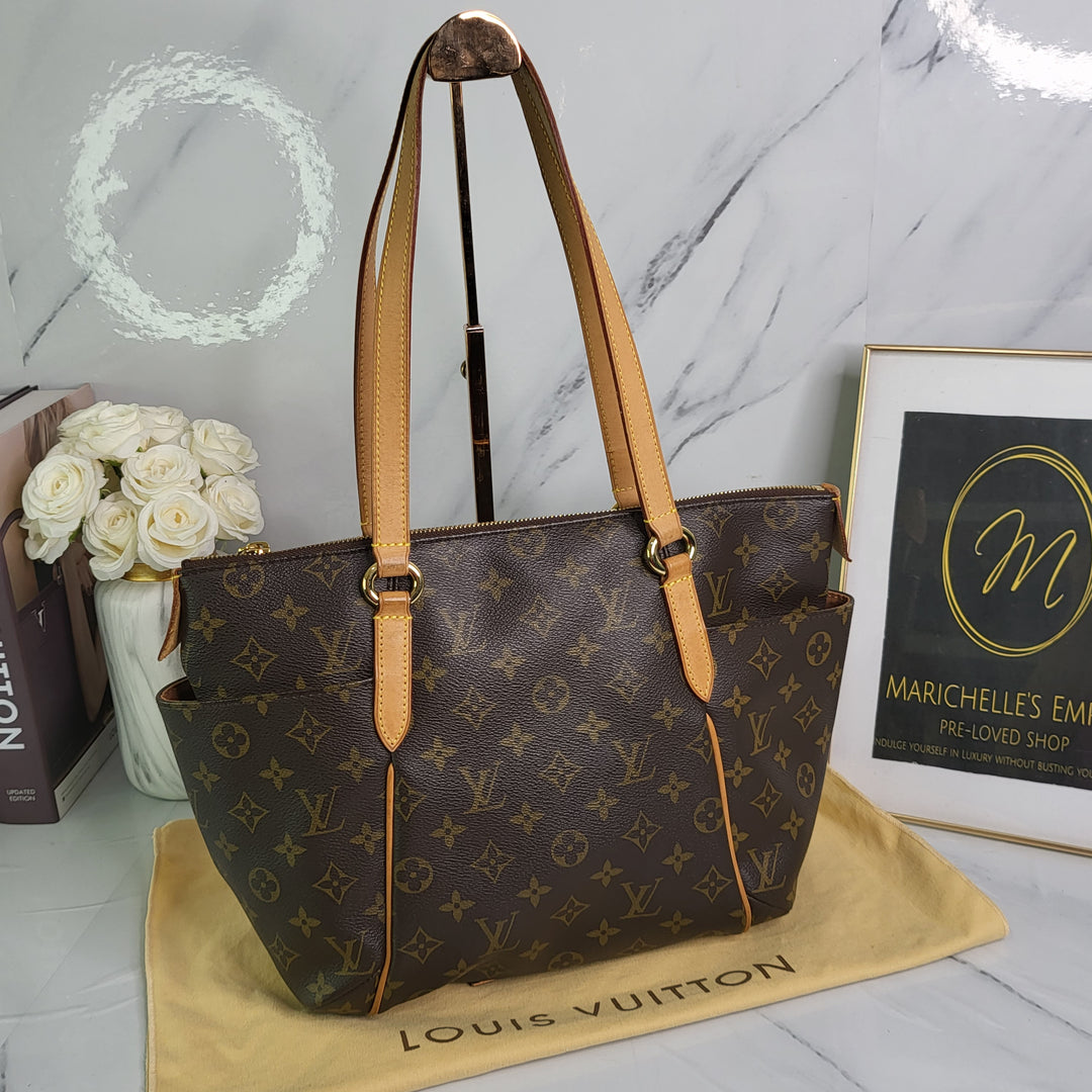 Louis Vuitton Monogram Totally PM