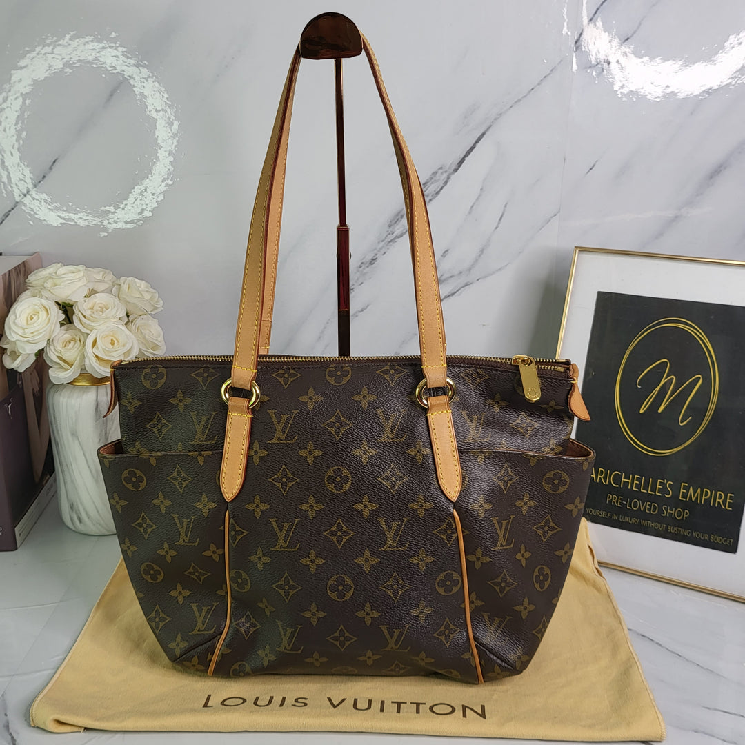 Louis Vuitton Monogram Totally PM